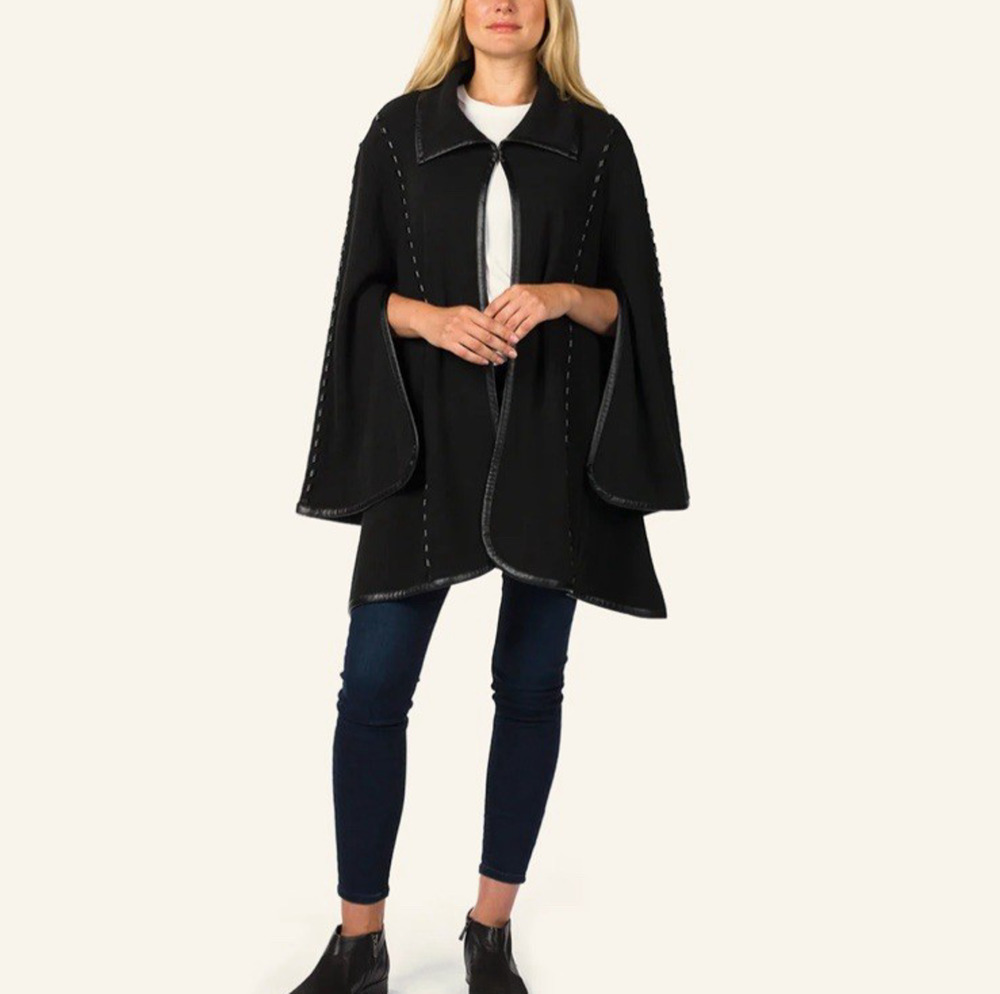 PATRICIA NASH Size XL/1X Black Knit Cape Whipstitch Detail Open Sleeved Collared